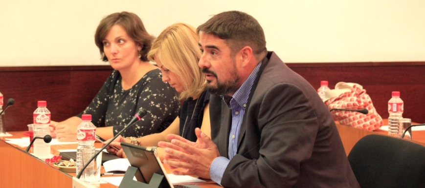 Rafael Esteban pide que Cospedal explique su patrimonio en las Cortes