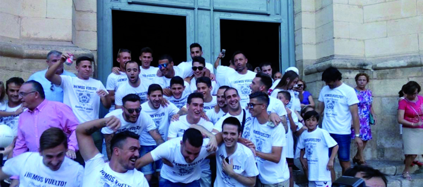 La alegría del Albacete tras lograr el ascenso