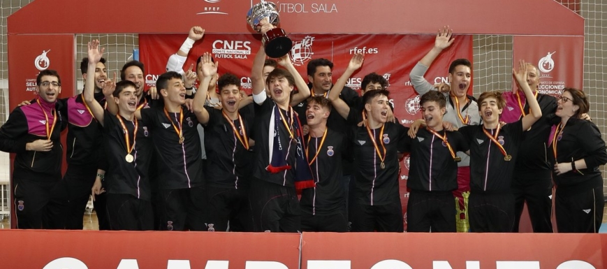 La selección sub 16 de CLM de fútbol sala, campeona de España