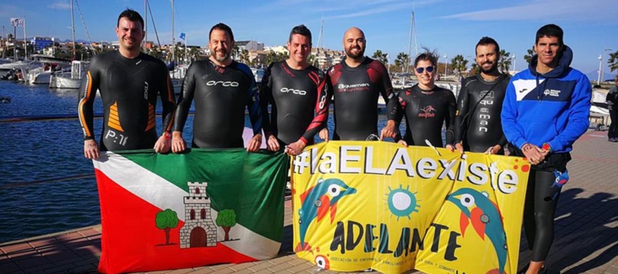 El CN Máster Torrijos nadó en la Travesía del Puerto de Denia