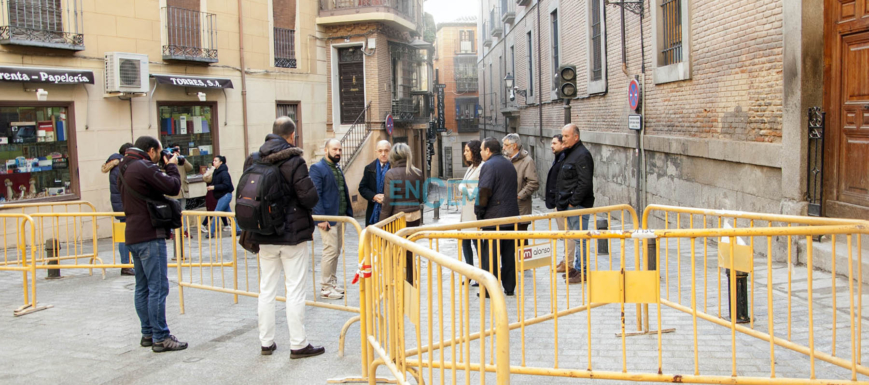 Milagros Tolón, en el final de las obras en la calle Navarro Ledesma, de Toledo