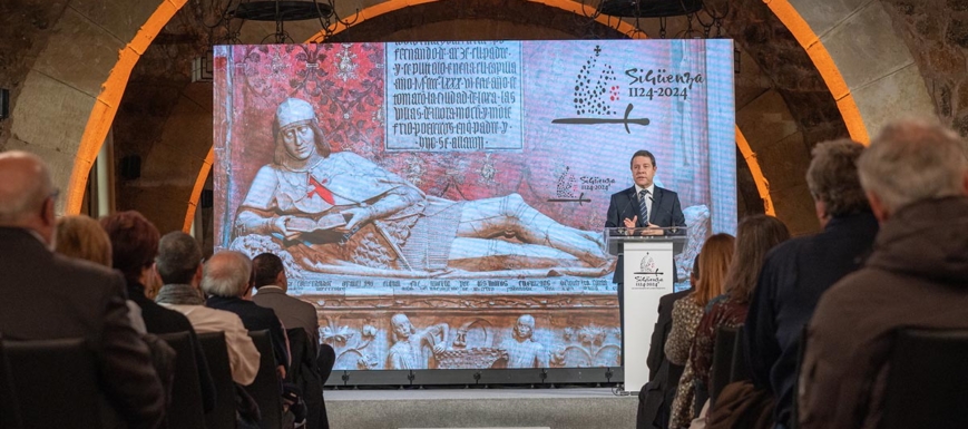 Page anunció en Sigüenza que esta ciudad quiere ser Patrimonio de la Humanidad