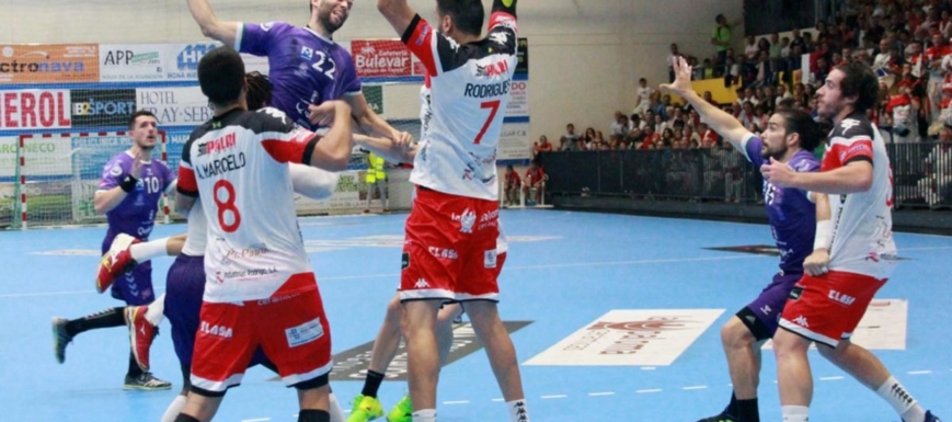 El Quabit juega en Liga esperando al decisión sobre el gol fantasma