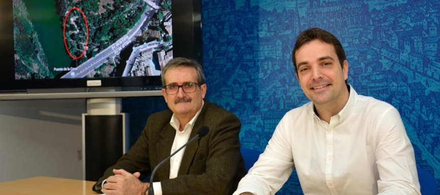 El concejal de Deportes, Pablo García, y Martín Molina, de la carrera