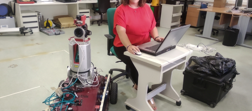 Blanca Quintana recibe un premio por su tesis doctoral