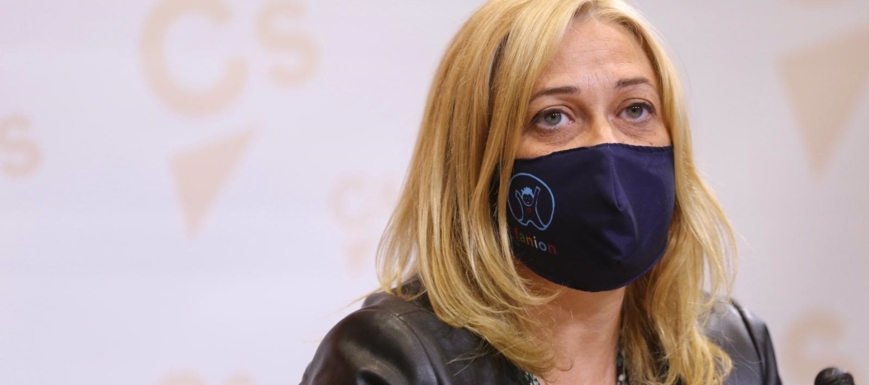La portavoz de Ciudadanos en las Cortes, Carmen Picazo, en rueda de prensa.